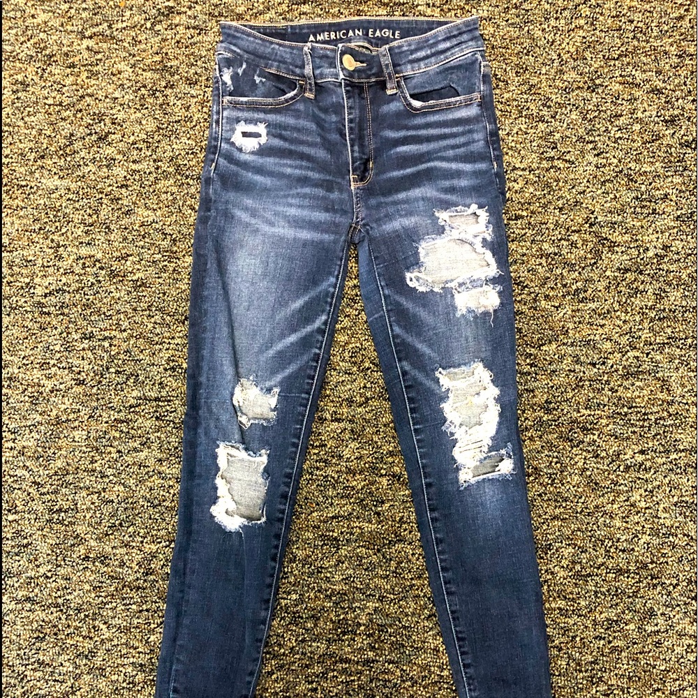 American Eagle Distressed Jeans Sz 2 Regular